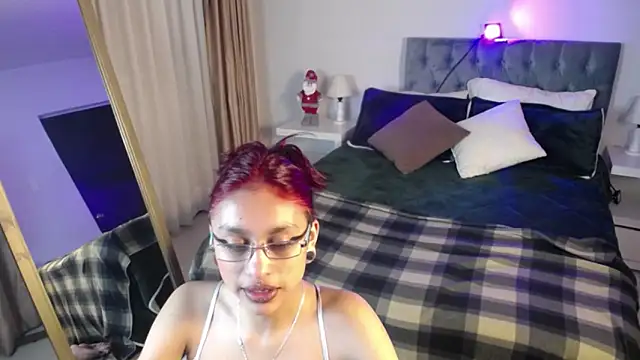 Kat cute  online show from December 2024 12:08:01 AM