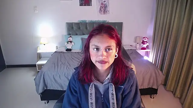 Kat cute  online show from December 2024 10:02:01 AM