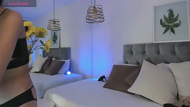 Kat cute  online show from October 2025 08:40:01 PM