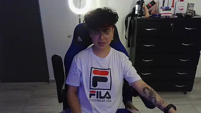 thomascooper7 online show from February 2025 12:38:02 AM