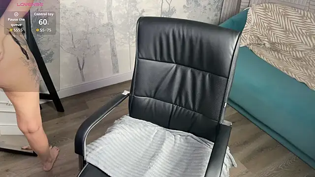 Eva Conors  online show from October 2025 01:03:02 AM