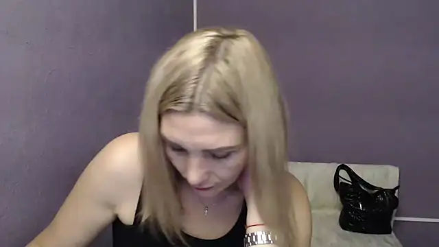  sexy lady online show from December 2024 03:33:02 PM