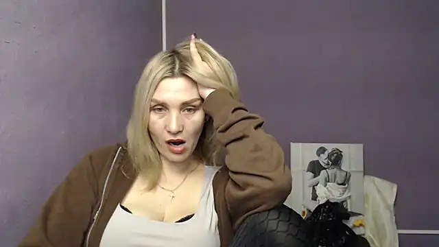  sexy lady online show from December 2024 09:44:01 AM