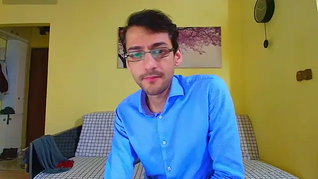 HungEddy online show from December 2025 08:38:01 PM