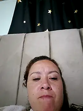 Snapshot of RenataSexy_ chatting on June 2026 01:00:01 AM RenataSexy online show from June 2026 01:00:01 AM