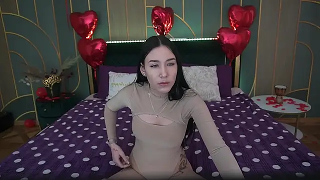 Snapshot of NikkiGoldSide chatting on February 2025 01:50:02 PM NikkiGoldSide online show from February 2025 01:50:02 PM