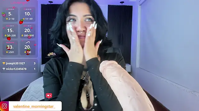 Snapshot of Gianna_foxy chatting on December 2024 06:45:02 AM Gianna foxy online show from December 2024 06:45:02 AM