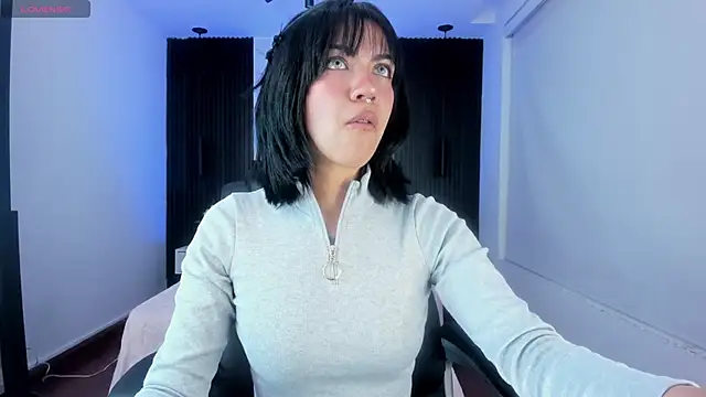 Snapshot of Gianna_foxy chatting on January 2025 06:35:01 AM Gianna foxy online show from January 2025 06:35:01 AM