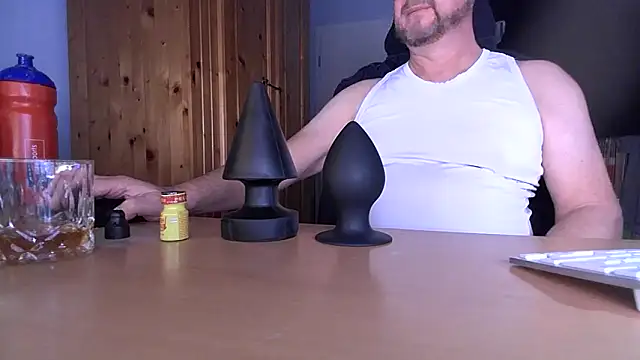 Tom PP cgn online show from October 2025 05:57:02 PM