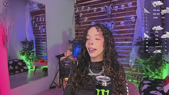 Sapphire Venuss online show from October 2025 01:28:02 AM