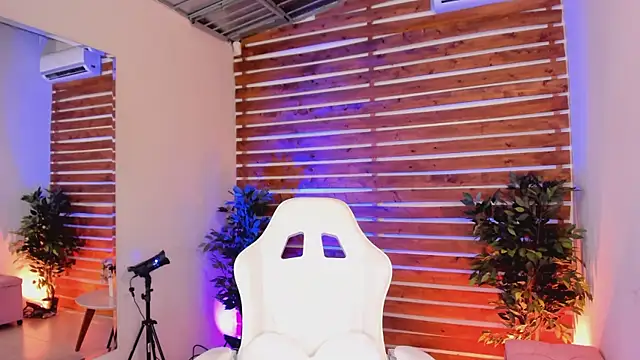 Sapphire Venuss online show from March 2026 02:04:02 AM