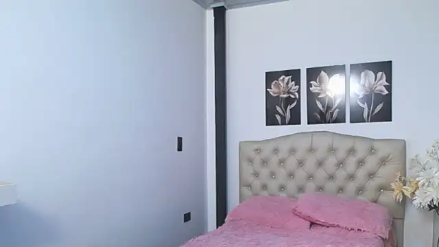 lily f00x online show from March 2026 01:54:02 AM