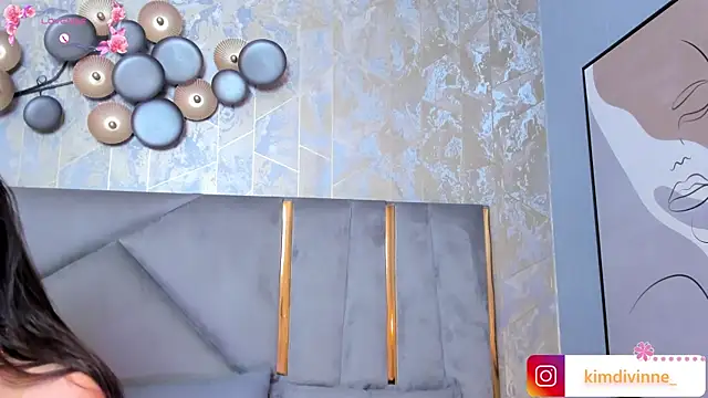 Snapshot of KimDevinne chatting on January 2025 02:49:02 AM KimDevinne online show from January 2025 02:49:02 AM