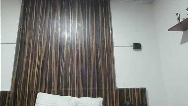 Snapshot of issa_soto_ chatting on February 2025 01:38:01 PM issa soto online show from February 2025 01:38:01 PM