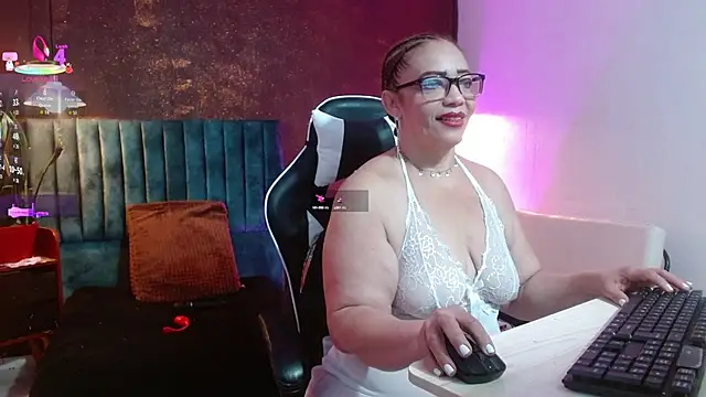 PervertedMature online show from September 2025 12:28:01 PM