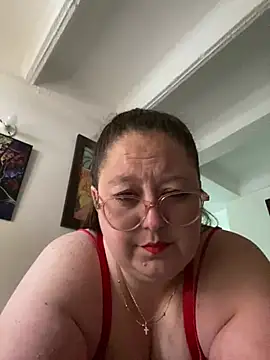 Snapshot of Chloee_ep chatting on February 2025 09:06:01 PM Chloee ep online show from February 2025 09:06:01 PM