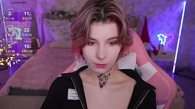 HaylaAmber online show from December 2024 06:56:02 AM