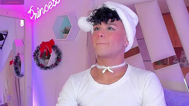 EthanCollens online show from December 2024 09:33:02 PM