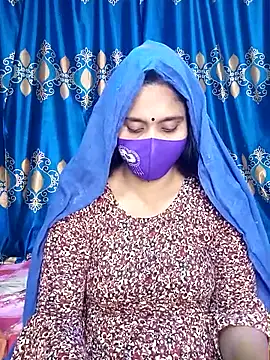 Hot Maleka online show from February 2025 01:32:02 PM