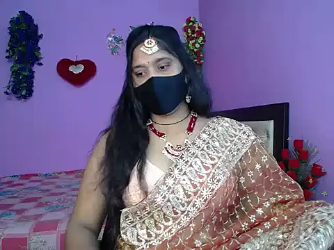 Snapshot of Hot_Maleka chatting on May 2026 04:48:02 PM Hot Maleka online show from May 2026 04:48:02 PM
