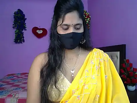 Snapshot of Hot_Maleka chatting on May 2026 04:58:01 PM Hot Maleka online show from May 2026 04:58:01 PM