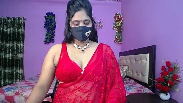 Snapshot of Hot_Maleka chatting on June 2026 05:01:02 PM Hot Maleka online show from June 2026 05:01:02 PM