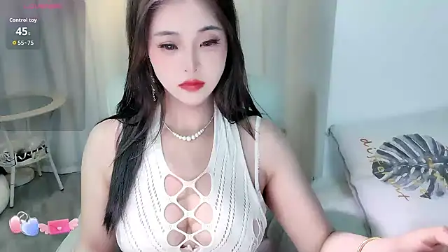 Ailisha66 online show from May 2026 02:41:02 AM
