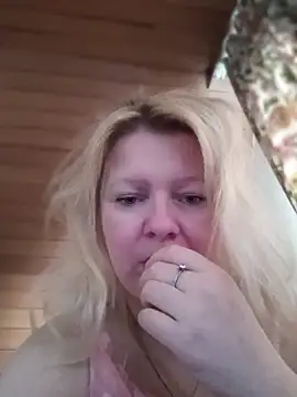 Lauri scherri online show from March 2026 03:34:01 PM