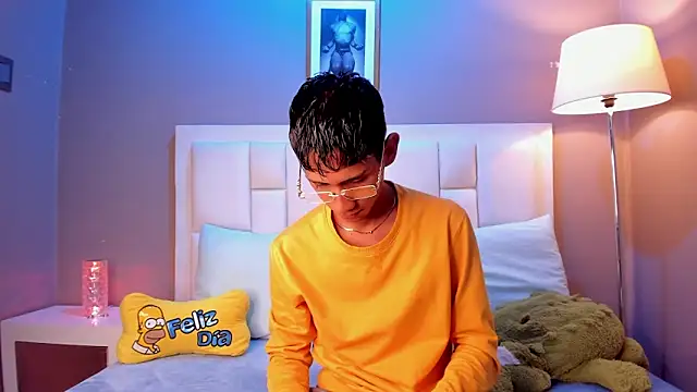 Nick Collins18 online show from February 2026 11:15:02 PM