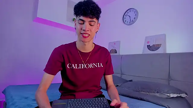 NeoRaptis online show from December 2024 07:57:01 PM