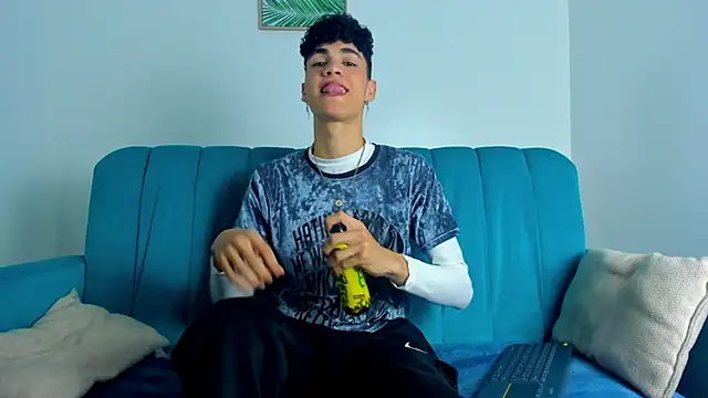 NeoRaptis online show from February 2025 08:31:01 PM