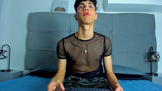 NeoRaptis online show from February 2025 08:14:02 PM