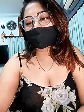 Snapshot of Cute-mona chatting on March 2025 10:54:01 PM Cute-mona online show from March 2025 10:54:01 PM