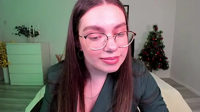 Snapshot of DaniellaLovely chatting on December 2024 02:22:02 PM DaniellaLovely online show from December 2024 02:22:02 PM