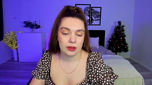 Snapshot of DaniellaLovely chatting on January 2025 10:56:01 AM DaniellaLovely online show from January 2025 10:56:01 AM
