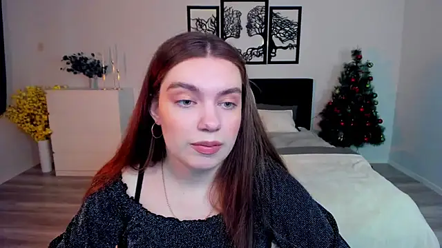 Snapshot of DaniellaLovely chatting on January 2025 11:17:01 AM DaniellaLovely online show from January 2025 11:17:01 AM