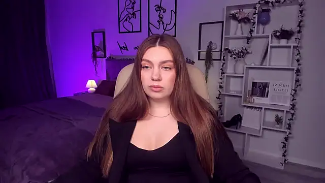 Snapshot of DaniellaLovely chatting on February 2025 02:02:01 PM DaniellaLovely online show from February 2025 02:02:01 PM