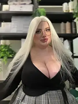 VladaWhite online show from February 2025 03:27:01 AM