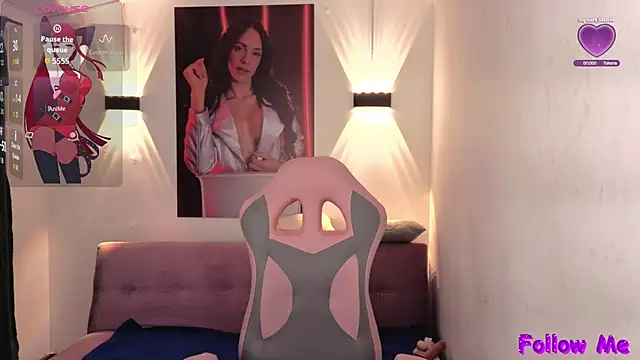 vittorialombardi   online show from October 2025 08:15:02 AM