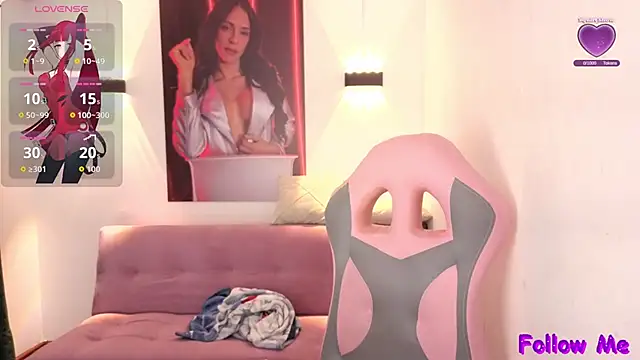 vittorialombardi   online show from October 2025 07:12:02 AM