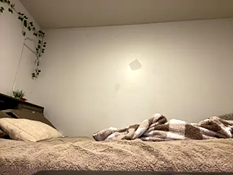 Kittyymaze1 online show from November 2025 07:58:02 PM