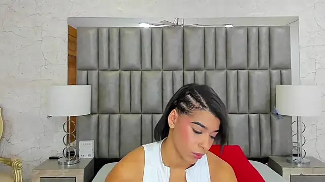 TiaraRosse online show from January 2025 04:19:02 AM