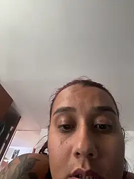 Cafeziitha02 online show from September 2025 03:27:02 PM