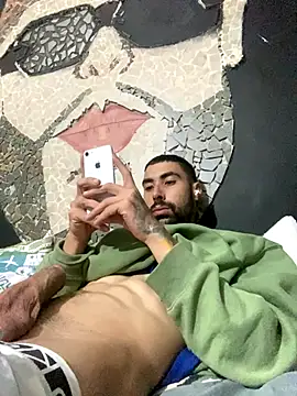 macg96 online show from November 2025 06:45:01 AM