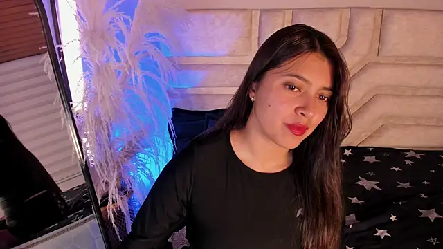 Snapshot of Rebeca_Williams_ chatting on January 2025 11:14:01 PM Rebeca Williams online show from January 2025 11:14:01 PM