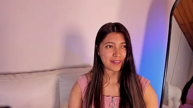 Snapshot of Rebeca_Williams_ chatting on January 2025 03:02:02 AM Rebeca Williams online show from January 2025 03:02:02 AM