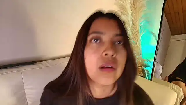 Snapshot of Rebeca_Williams_ chatting on February 2025 05:30:02 AM Rebeca Williams online show from February 2025 05:30:02 AM