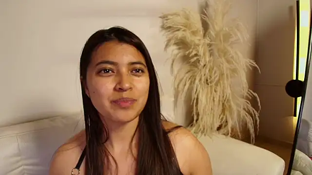 Snapshot of Rebeca_Williams_ chatting on February 2025 02:36:02 AM Rebeca Williams online show from February 2025 02:36:02 AM