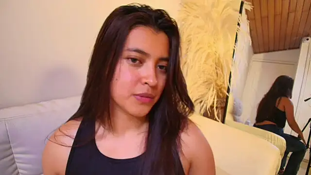 Snapshot of Rebeca_Williams_ chatting on February 2025 12:13:01 AM Rebeca Williams online show from February 2025 12:13:01 AM