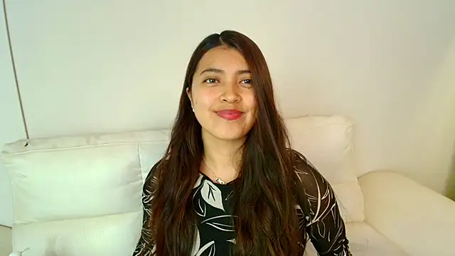 Snapshot of Rebeca_Williams_ chatting on February 2025 11:31:01 PM Rebeca Williams online show from February 2025 11:31:01 PM